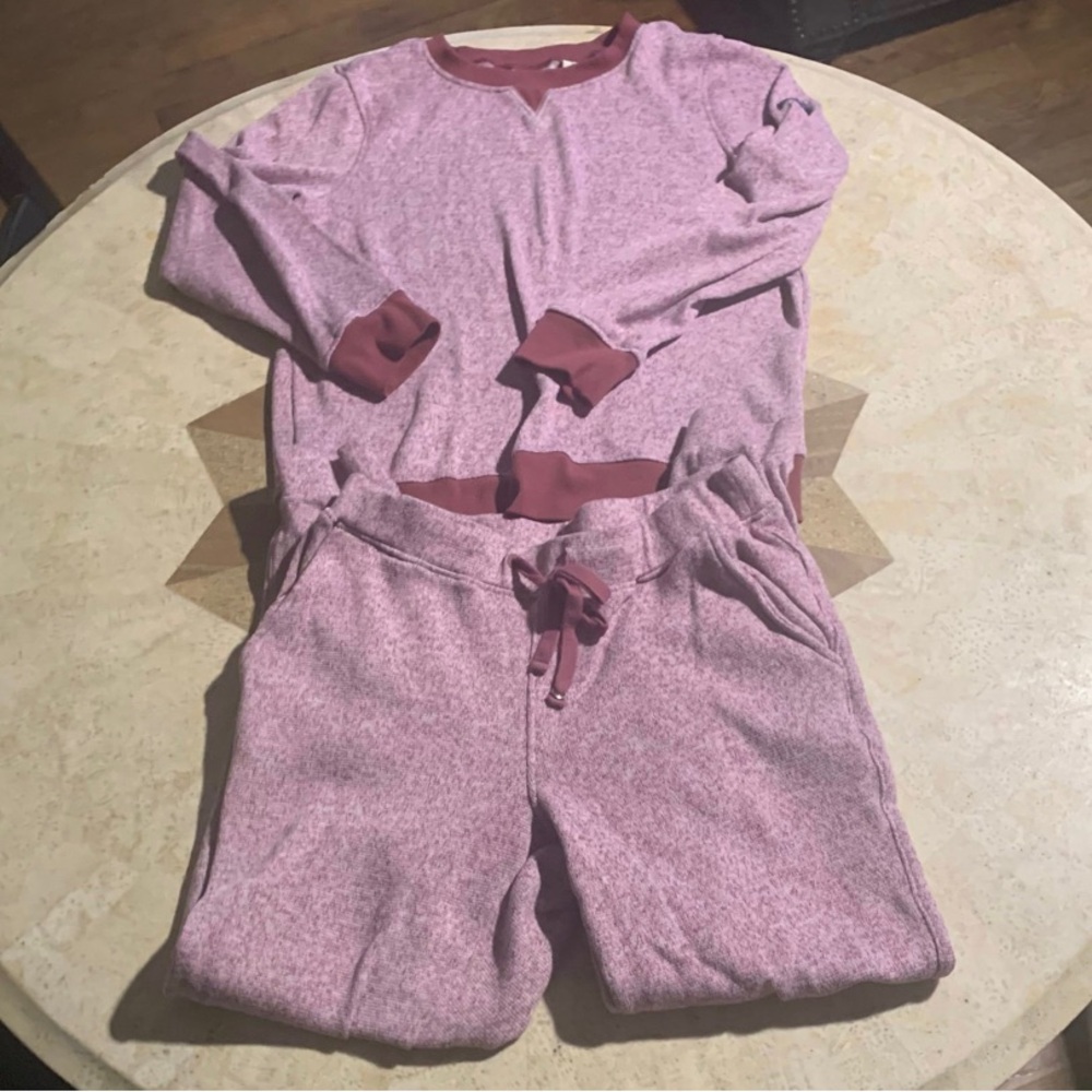 L.L. Bean Women's Pajama Set in Pink and Red